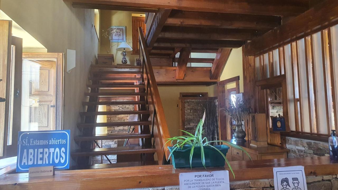 Posada De Serrada Serrada de la Fuente エクステリア 写真